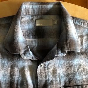 SOLD - Men’s Vince Long Sleeve Button Down Size M